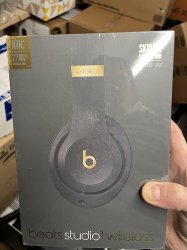 Beats dre studio3 - by, dr.