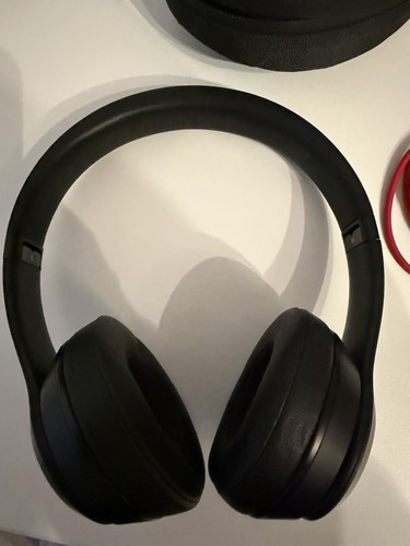 Beats dre solo3 on - beats, dr.