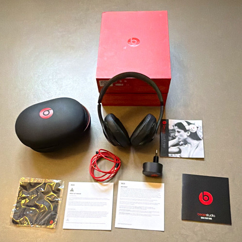 Beats dre studio - by,