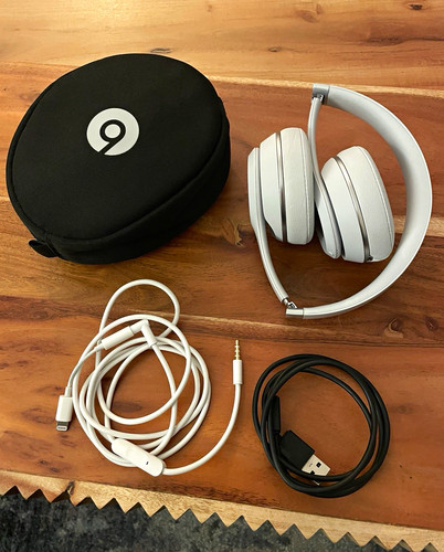 Beats dre solo3 on ear - dr.,