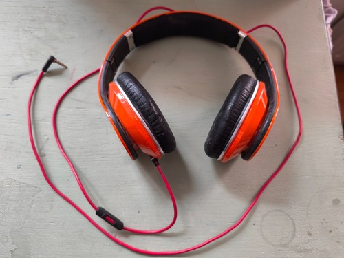 Beats dre studio - by,