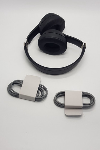 Beats solo ear headphones - beats, on-ear