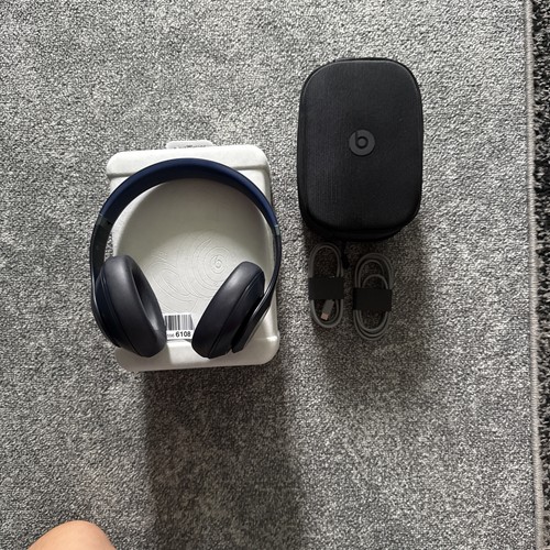 Apple beats dre studio - apple,